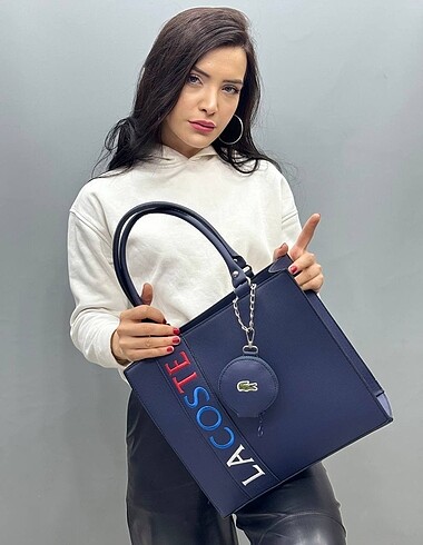  Beden mavi Renk Lacoste 32*34 cm