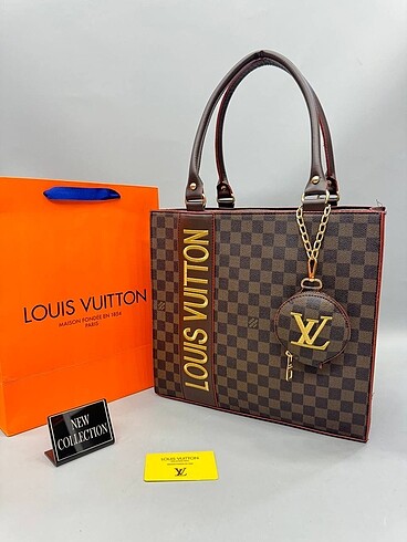 Louis vuitton 34*32 küçük cüzdanlı, içinde cep var