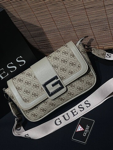 Beden kahverengi Renk Guess 27*14 cm astarlı