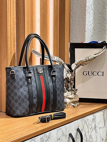  Beden Gucci 38*24 cm Astarlı