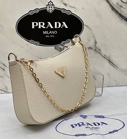 Prada çanta 22*12 cm uzun askı var