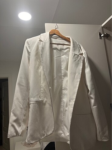 Beyaz Blazer Ceket