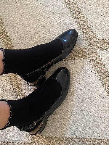 Zara model babet