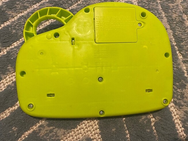 Beden Fisher Price piyanosu