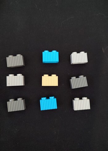Diğer Renkli ve çizgili lego tuğla parçaları