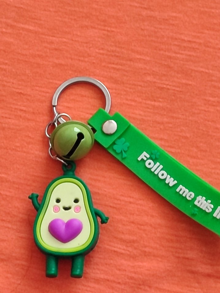 Renkli Avokado Figürlü Kadın Anahtarlık - Görsel 2