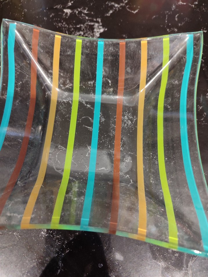 Renkli Çizgili Sunum Tabakları - Görsel 2