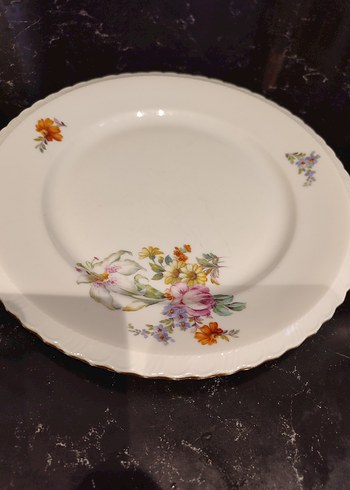Çiçek Desenli Vintage Porselen Tabaklar - Görsel 2