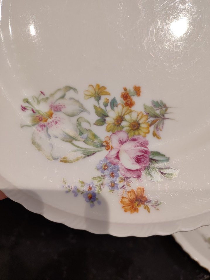 Çiçek Desenli Vintage Porselen Tabaklar - Görsel 3