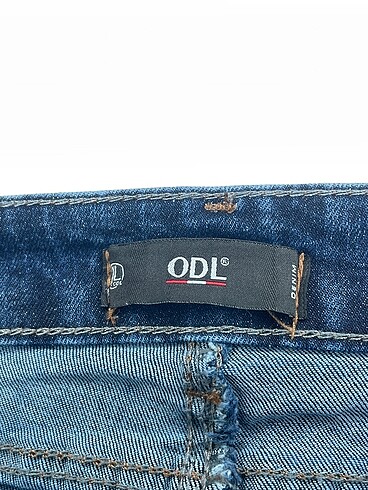 29 Beden lacivert Renk Diğer Jean / Kot %70 İndirimli.