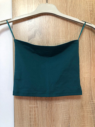 Straplez crop top