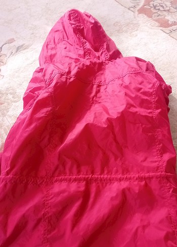 Kırmızı Fermuarlı kadın yağmurluk - Görsel 4