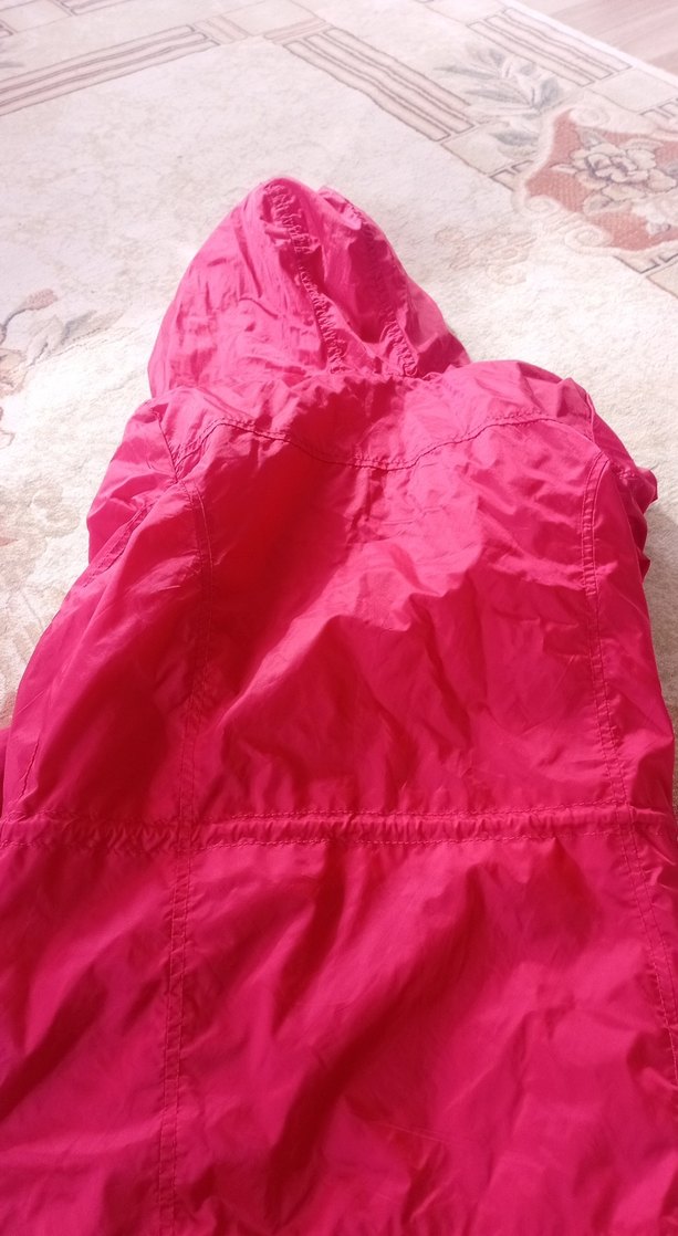 Kırmızı Fermuarlı kadın yağmurluk - Görsel 4