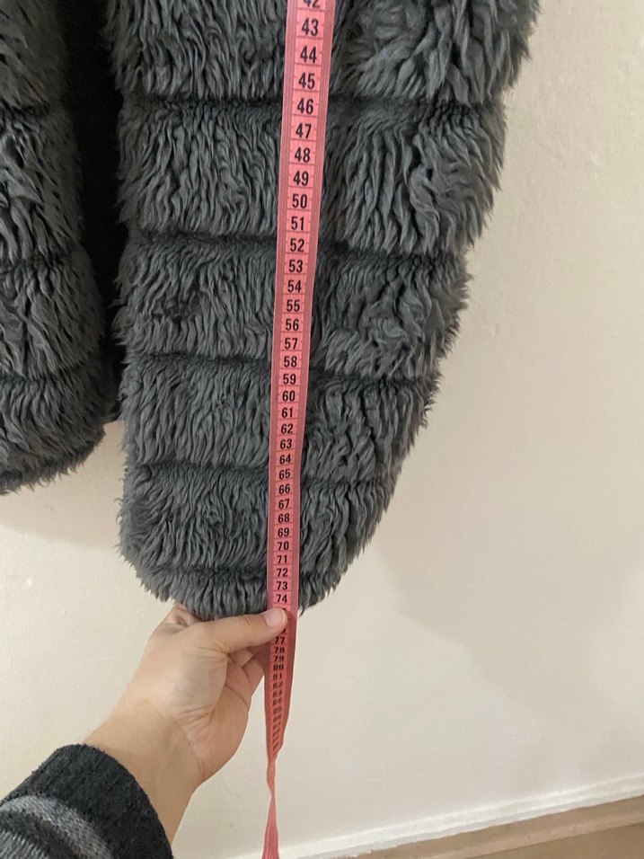 Gri Kürk Detaylı Midi Kadın yelek - Görsel 3