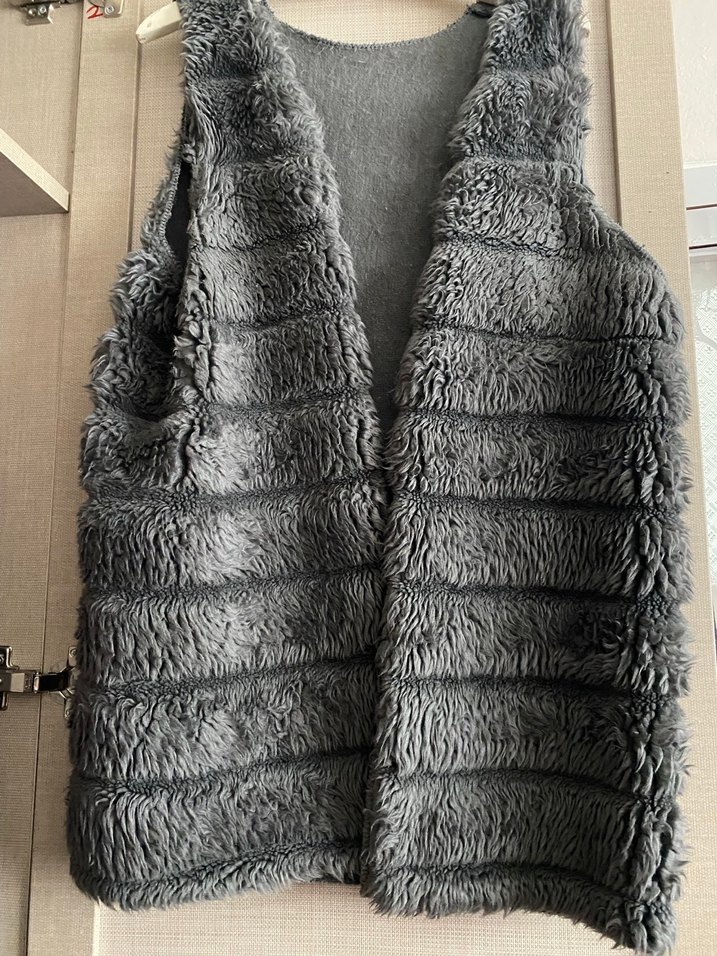 Gri Kürk Detaylı Midi Kadın yelek - Görsel 4