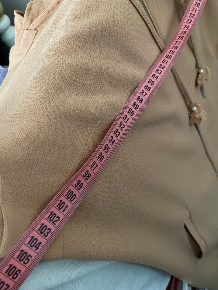 Bej Nakışlı kapri Kadın pardesü - Görsel 4