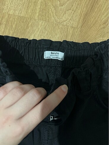 Bershka Pantolon