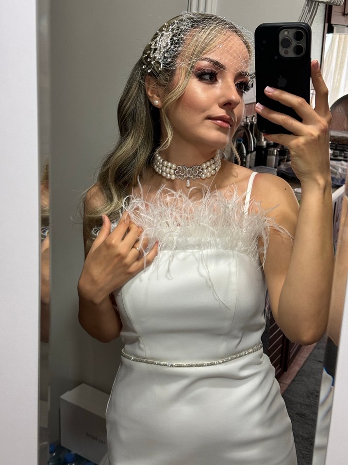 Dantel Detaylı Uzun Beyaz Straplez Nikah Elbisesi - Görsel 3