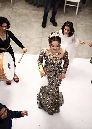 Parlak Gri /Füme Uzun Kollu Payetli Abiye Elbise - Görsel 4