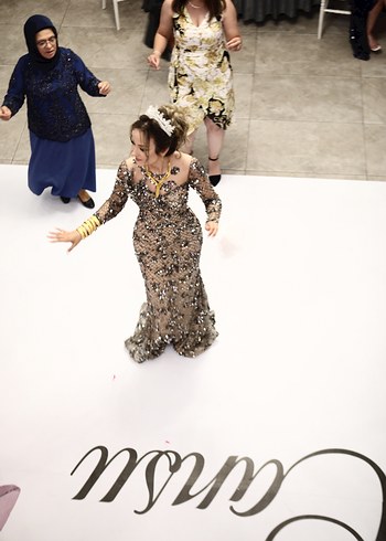 Parlak Gri /Füme Uzun Kollu Payetli Abiye Elbise - Görsel 5