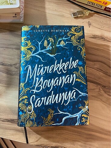 sümeyye demirkan mürekkebe boyanan sardunya ciltli imzali