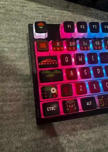 Corsair K60 RGB Pro Çok Renkli Mekanik Klavye - Görsel 3
