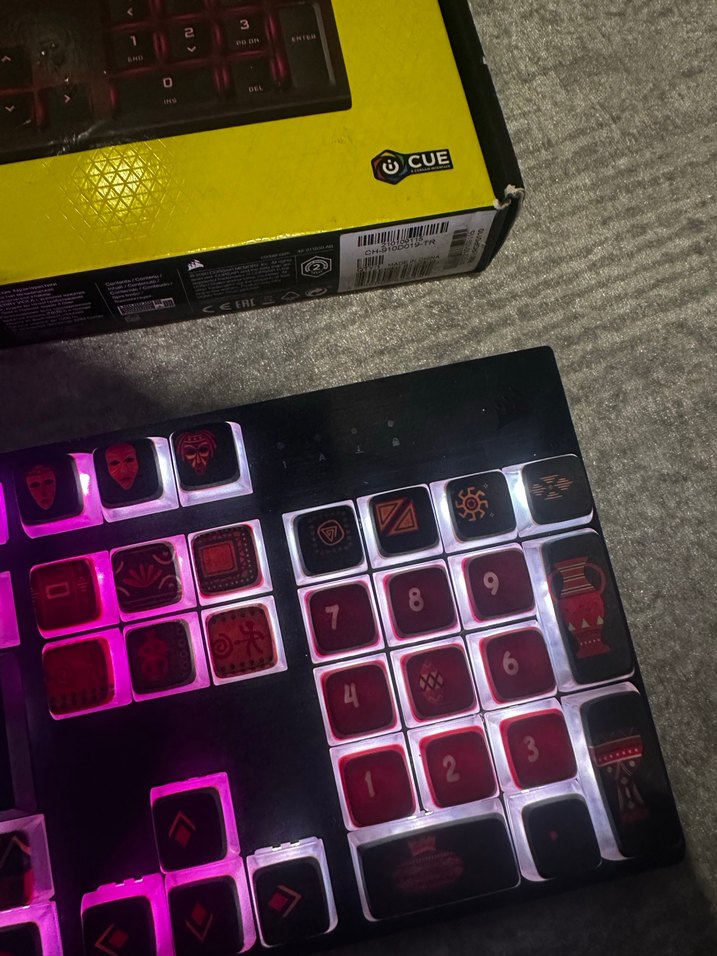 Corsair K60 RGB Pro Çok Renkli Mekanik Klavye - Görsel 2