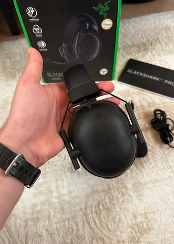 Razer Blackshark V2 Pro Oyuncu Kulaklığı - Görsel 2