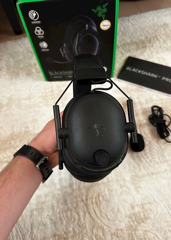 Razer Blackshark V2 Pro Oyuncu Kulaklığı - Görsel 3