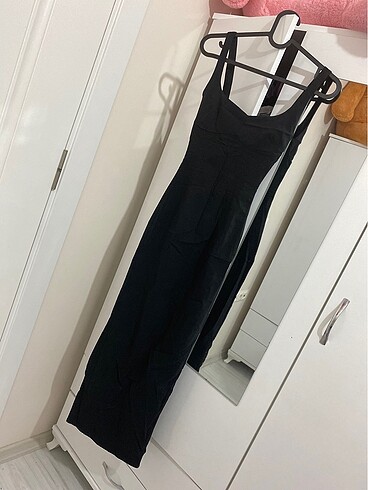 Bershka Elbise