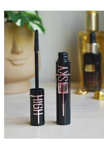 Sky Lash cosmic Black Maskara