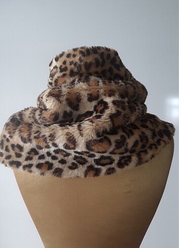 Beden camel Renk Leopar peluş boyunluk