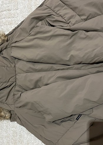 Çocuk Bej Kürk Detaylı Kışlık Mont - Görsel 4