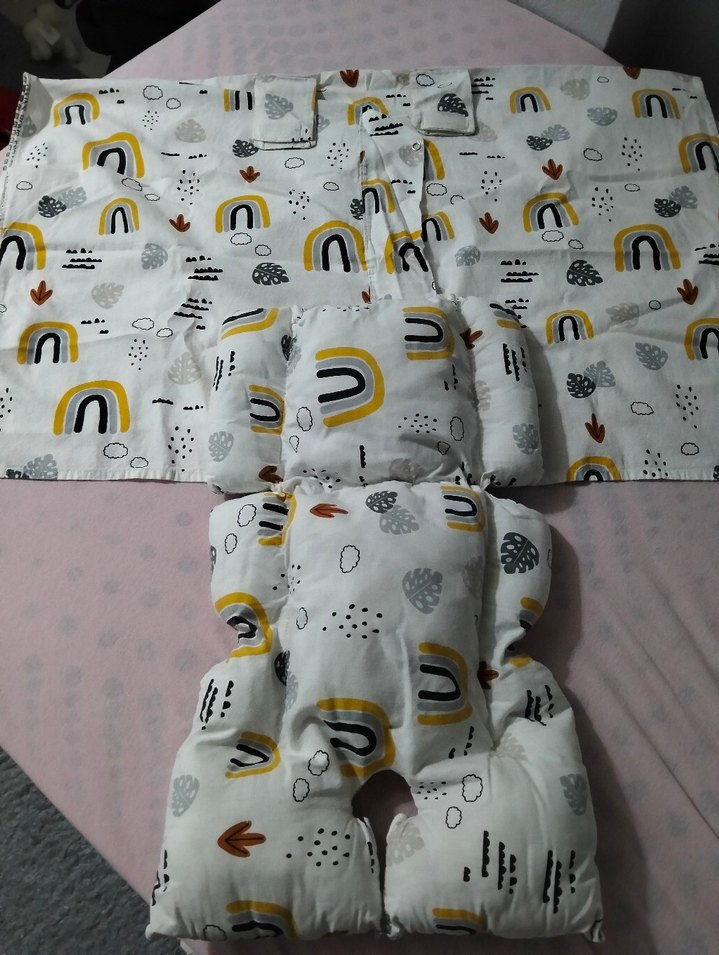 Çocuklar için renkli baskılı yatak çarşafı - Görsel 2