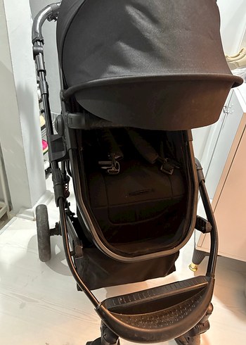 Siyah Bebek Arabası yedek sepeti ve tekerleri var çok konforlu - Görsel 8