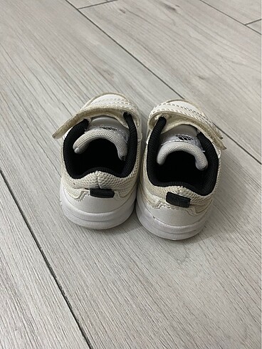 19 Beden Adidas bebek ayakkabısı