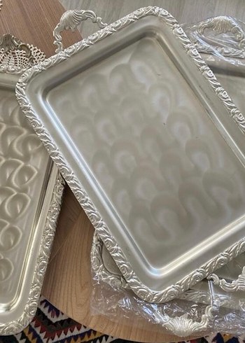 Parlak Beyaz Dekoratif Servis gümüşTepsisi üç adet fiyatıdır