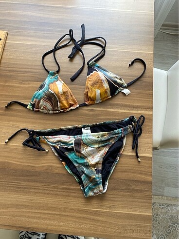 Kadın bikini