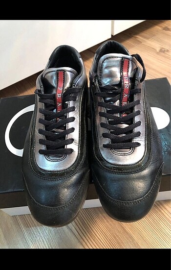 Prada orjinal