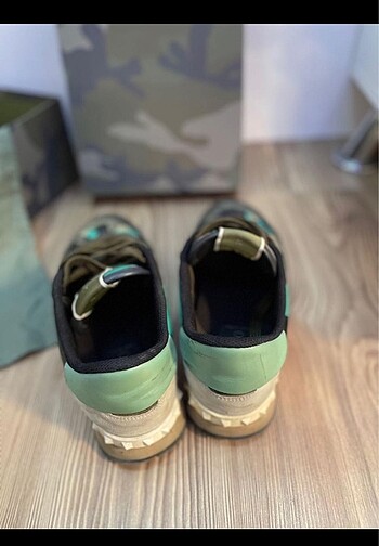 40 Beden yeşil Renk Valentino orjinal