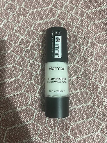 Flormar illuminating primer makyaj bazı - Görsel 3
