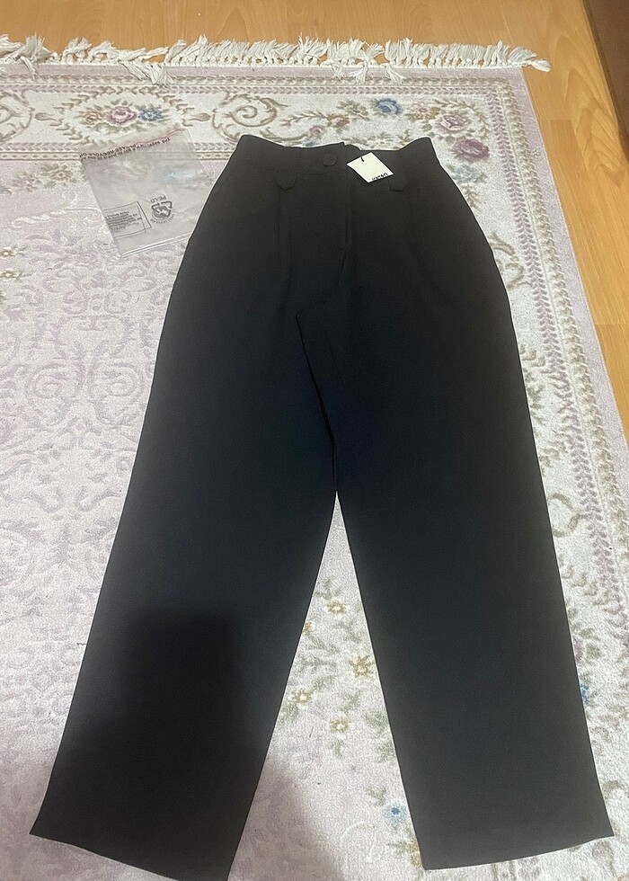 Koton yüksek bel siyah pileli kumaş pantolon - Görsel 4