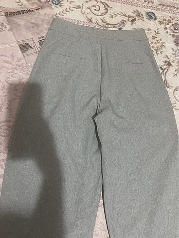 Yüksek bel pileli gri kumaş pantolon - Görsel 9