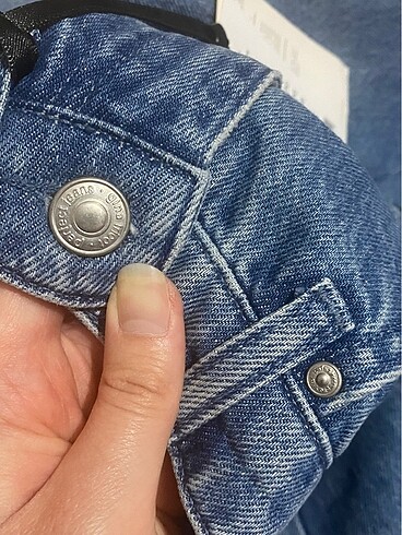 Ginatricot yüksek bel jean paçaları yırtmaçlı kot pantolon - Görsel 6