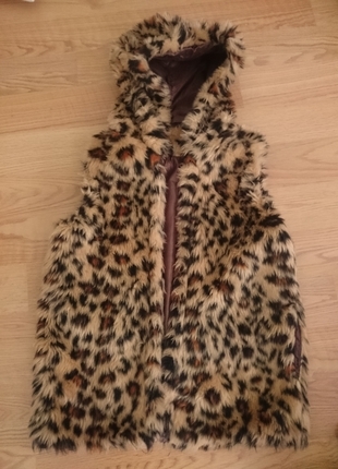 Leopar tüylü kapişonlu cepli yumuşacık yelek