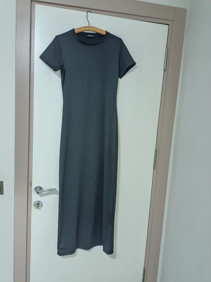 Siyah Kısa Kollu Uzun Basic Elbise - Görsel 4