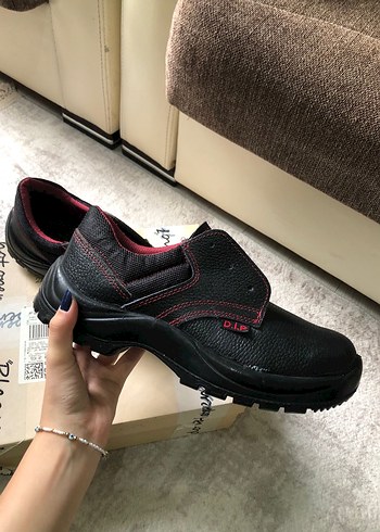 İş ayakkabısı 42 numara sıfır ürün - Görsel 2