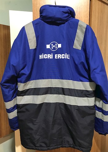 Mavi Siyah Reflektörlü Uzun Kollu Mont - Görsel 4