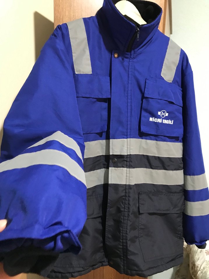 Mavi Siyah Reflektörlü Uzun Kollu Mont - Görsel 2