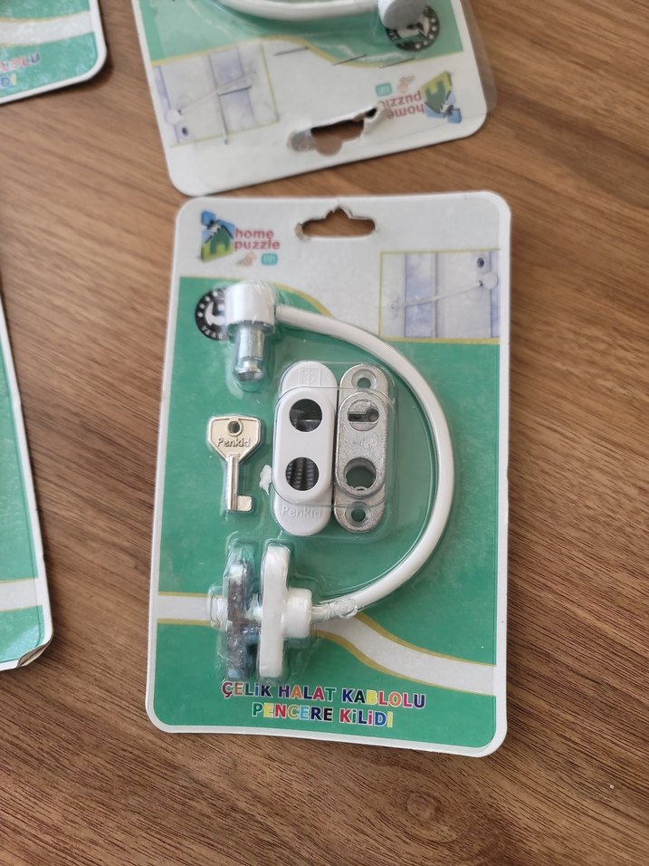 Beyaz pencere Kilidi - Görsel 2